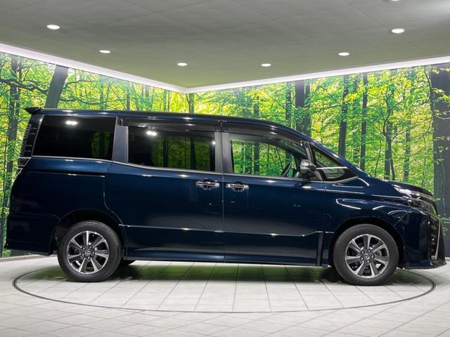ヴォクシー ＺＳ　煌　４ＷＤ　両側電動ドア　後席モニター　ＢＩＧ－Ｘ１１型ナビ　バックカメラ　衝突軽減装置　禁煙車　前後ドラレコ　ＥＴＣ　スマートキー　ＬＥＤヘッド＆フォグ　クルコン　オートハイビーム　車線逸脱警報（62枚目）