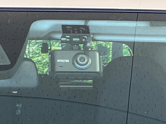 ライズ Z 純正9型ナビ 全周囲カメラ 衝突軽減装置 レーダークルーズ 禁煙車 シートヒーター 前後ドラレコ コーナーセンサー スマートキー LEDヘッド&フォグ ETC オートハイビーム 車線逸脱警報 CD再生(27枚目)