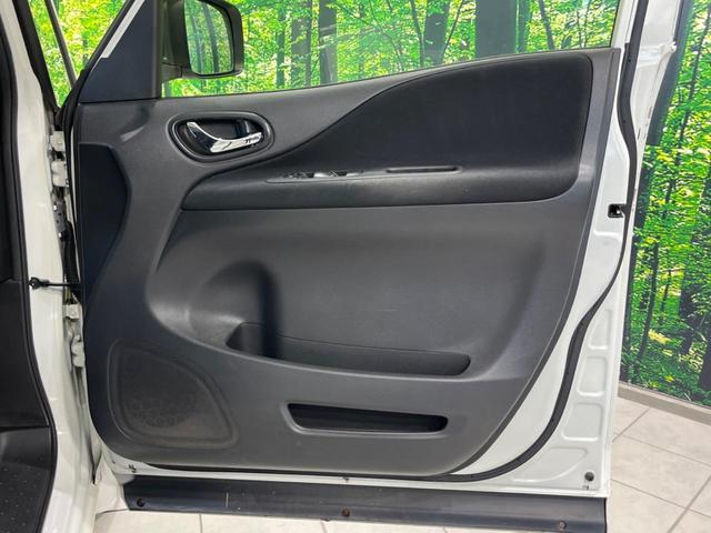 セレナ ハイウェイスターＳ－ＨＶアドバンスドセーフティパック　後席モニター　両側電動ドア　純正ナビ　全周囲カメラ　衝突軽減装置　禁煙車　前後ドラレコ　コーナーセンサー　スマートキー　ＬＥＤヘッド　ＥＴＣ　車線逸脱警報　誤発信抑制機能　オートライト（49枚目）