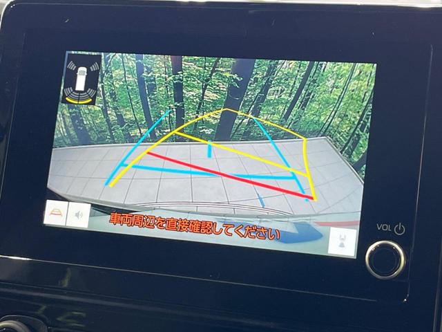 シエンタ ハイブリッドＸ　電動スライドドア　バックカメラ　衝突軽減装置　レーダークルーズ　禁煙車　ドラレコ　コーナーセンサー　レーンキープ　ＬＥＤヘッド　８型ディスプレイオーディオ　ＥＴＣ２．０　オートハイビーム　オートライト（4枚目）