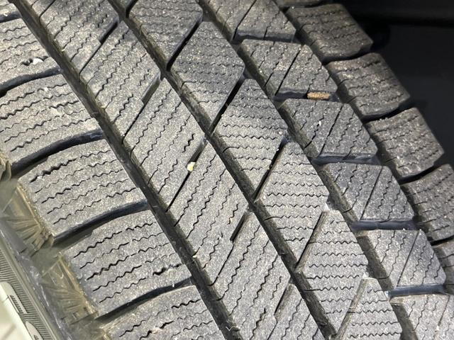 シエンタ ハイブリッドＸ　電動スライドドア　バックカメラ　衝突軽減装置　レーダークルーズ　禁煙車　ドラレコ　コーナーセンサー　レーンキープ　ＬＥＤヘッド　８型ディスプレイオーディオ　ＥＴＣ２．０　オートハイビーム　オートライト（27枚目）