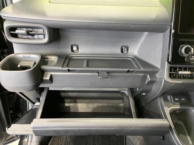 シエンタ ハイブリッドＸ　電動スライドドア　バックカメラ　衝突軽減装置　レーダークルーズ　禁煙車　ドラレコ　コーナーセンサー　レーンキープ　ＬＥＤヘッド　８型ディスプレイオーディオ　ＥＴＣ２．０　オートハイビーム　オートライト（51枚目）