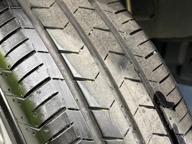 タフト G クロムベンチャー 4WD ガラスルーフ ディスプレイオーディオ バックカメラ 衝突軽減装置 禁煙車 シートヒーター コーナーセンサー レーンキープ スマートキー LEDヘッド ETC オートハイビーム 誤発進抑制機能(27枚目)