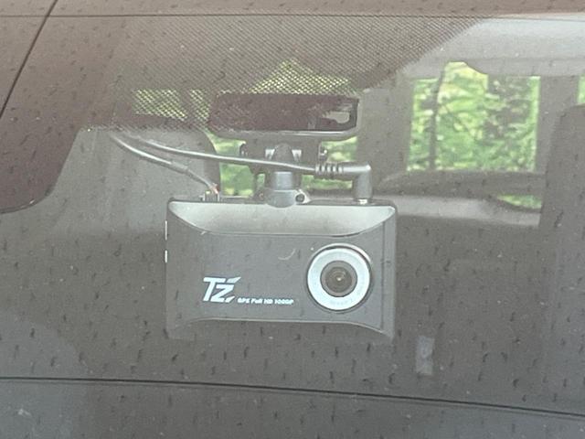 ヤリスクロス ハイブリッドG 純正8型ナビ バックカメラ 衝突軽減装置 レーダークルーズ 禁煙車 前後ドラレコ コーナーセンサー レーンキープ スマートキー LEDヘッド ETC オートハイビーム 誤発進抑制機能 オートライト(7枚目)