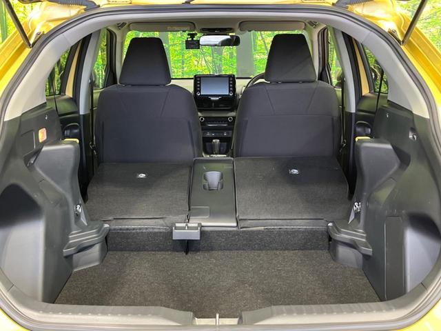 ヤリスクロス ハイブリッドG 純正8型ナビ バックカメラ 衝突軽減装置 レーダークルーズ 禁煙車 前後ドラレコ コーナーセンサー レーンキープ スマートキー LEDヘッド ETC オートハイビーム 誤発進抑制機能 オートライト(10枚目)