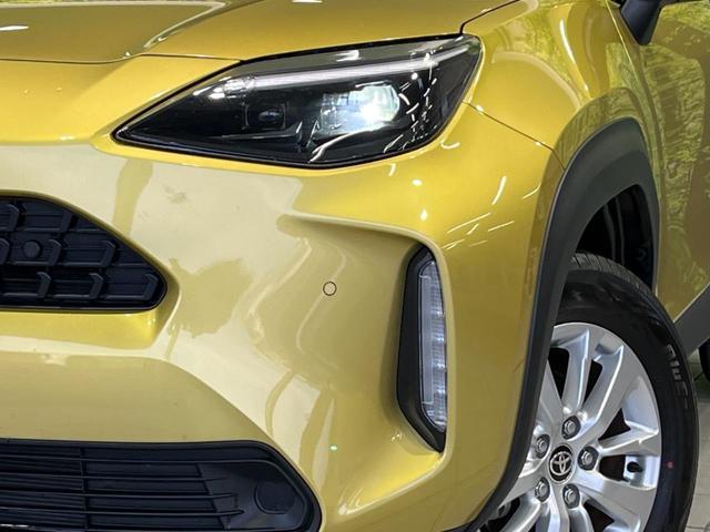 ヤリスクロス ハイブリッドG 純正8型ナビ バックカメラ 衝突軽減装置 レーダークルーズ 禁煙車 前後ドラレコ コーナーセンサー レーンキープ スマートキー LEDヘッド ETC オートハイビーム 誤発進抑制機能 オートライト(12枚目)