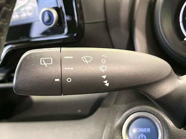 ヤリスクロス ハイブリッドG 純正8型ナビ バックカメラ 衝突軽減装置 レーダークルーズ 禁煙車 前後ドラレコ コーナーセンサー レーンキープ スマートキー LEDヘッド ETC オートハイビーム 誤発進抑制機能 オートライト(32枚目)