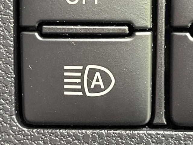 ミライース L SAIII 衝突軽減装置 禁煙車 コーナーセンサー オートハイビーム 車線逸脱警報 誤発進抑制機能 先行車発進告知 CD再生 キーレス ドアバイザー 盗難防止装置 トラクションコントロール アイドリングストップ(5枚目)