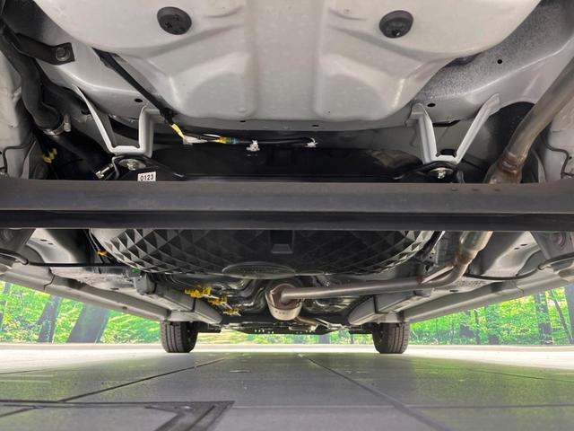 ミライース L SAIII 衝突軽減装置 禁煙車 コーナーセンサー オートハイビーム 車線逸脱警報 誤発進抑制機能 先行車発進告知 CD再生 キーレス ドアバイザー 盗難防止装置 トラクションコントロール アイドリングストップ(19枚目)