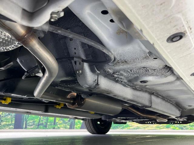 ミライース L SAIII 衝突軽減装置 禁煙車 コーナーセンサー オートハイビーム 車線逸脱警報 誤発進抑制機能 先行車発進告知 CD再生 キーレス ドアバイザー 盗難防止装置 トラクションコントロール アイドリングストップ(22枚目)