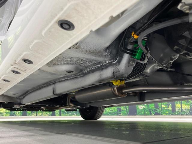 ミライース L SAIII 衝突軽減装置 禁煙車 コーナーセンサー オートハイビーム 車線逸脱警報 誤発進抑制機能 先行車発進告知 CD再生 キーレス ドアバイザー 盗難防止装置 トラクションコントロール アイドリングストップ(23枚目)