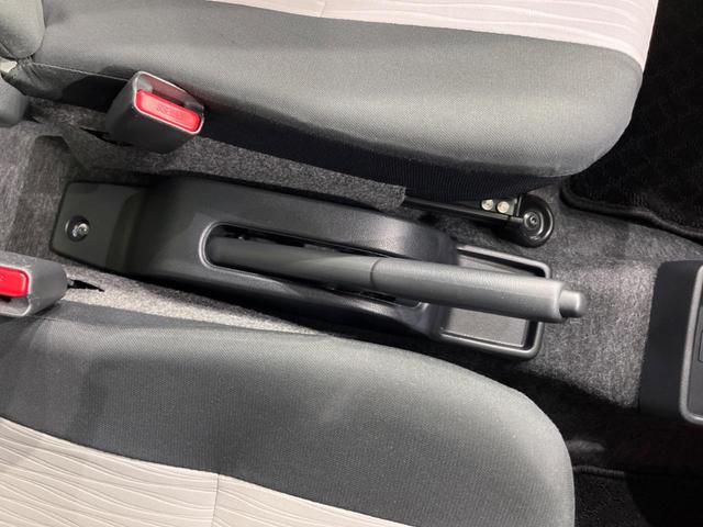 ミライース L SAIII 衝突軽減装置 禁煙車 コーナーセンサー オートハイビーム 車線逸脱警報 誤発進抑制機能 先行車発進告知 CD再生 キーレス ドアバイザー 盗難防止装置 トラクションコントロール アイドリングストップ(47枚目)