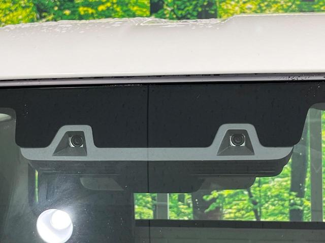 キャリイトラック KCエアコン・パワステ 4WD 5MT 衝突軽減装置 禁煙車 クリアランスソナー オートハイビーム 誤発進抑制機能 車線逸脱警報 先行車発進告知 オートライト ヘッドライトレベライザー AM FM再生 3方開荷台(5枚目)