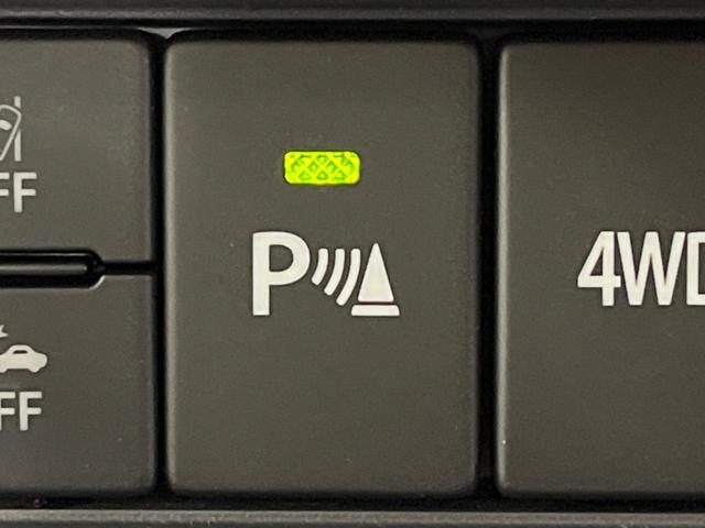 キャリイトラック KCエアコン・パワステ 4WD 5MT 衝突軽減装置 禁煙車 クリアランスソナー オートハイビーム 誤発進抑制機能 車線逸脱警報 先行車発進告知 オートライト ヘッドライトレベライザー AM FM再生 3方開荷台(6枚目)