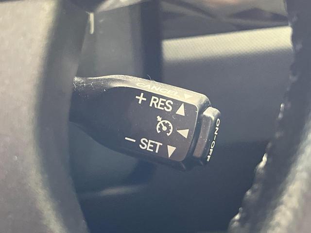 エスティマ アエラス　プレミアムエディション　４ＷＤ　両側電動ドア　純正ナビ　後席モニター　全周囲カメラ　禁煙車　ハーフレザーシート　パワーシート　スマートキー　ＨＩＤヘッド　ＥＴＣ　クルコン　オートライト　デュアルオートエアコン　オットマン（40枚目）