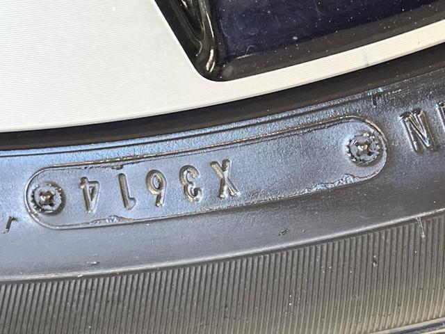 エスティマ アエラス　プレミアムエディション　４ＷＤ　両側電動ドア　純正ナビ　後席モニター　全周囲カメラ　禁煙車　ハーフレザーシート　パワーシート　スマートキー　ＨＩＤヘッド　ＥＴＣ　クルコン　オートライト　デュアルオートエアコン　オットマン（53枚目）