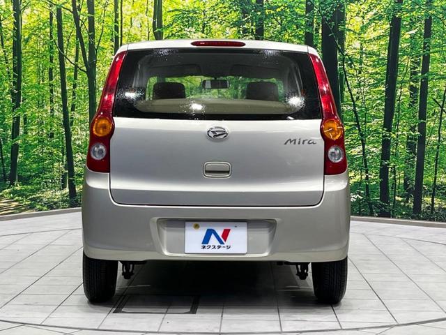 安心の最長１０年・走行無制限保証（有償）をご用意。保証内容も充実はもちろん、無料点検＆オイル交換や、年中無休の全国・２４時間ロードサービスも付帯されておりますのでご安心下さい。