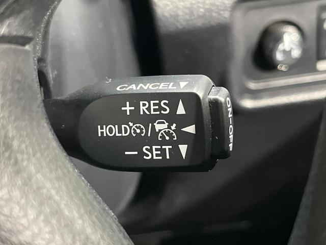 �y���[�_�[�N���[�Y�R���g���[���z�������H�ł̒��������s���y�ɁI�I�����ő��x��ۂN���[�Y�R���g���[�����A�Փˌy���V�X�e���ƘA�g���A�O���̎ԗ������m���ĎԊԂ�ۂ悤�ɑ��x���߂��Ă���܂��I�I