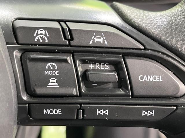 ヤリスクロス Ｘ　純正８型ナビ　バックカメラ　衝突軽減装置　レーダークルーズ　禁煙車　コーナーセンサー　レーンキープ　スマートキー　ＥＴＣ　オートハイビーム　車線逸脱警報　誤発進抑制機能　先行車発進告知　オートライト（6枚目）