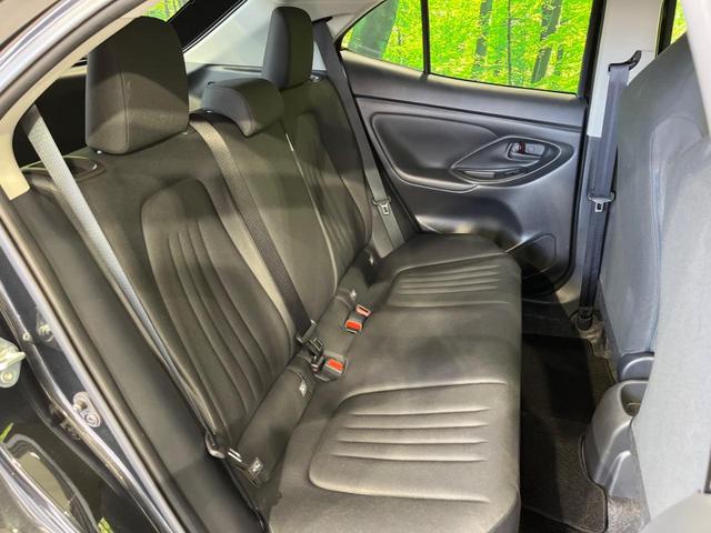 ヤリスクロス Ｘ　純正８型ナビ　バックカメラ　衝突軽減装置　レーダークルーズ　禁煙車　コーナーセンサー　レーンキープ　スマートキー　ＥＴＣ　オートハイビーム　車線逸脱警報　誤発進抑制機能　先行車発進告知　オートライト（9枚目）