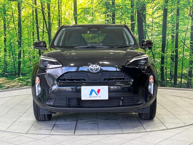 ヤリスクロス Ｘ　純正８型ナビ　バックカメラ　衝突軽減装置　レーダークルーズ　禁煙車　コーナーセンサー　レーンキープ　スマートキー　ＥＴＣ　オートハイビーム　車線逸脱警報　誤発進抑制機能　先行車発進告知　オートライト（14枚目）