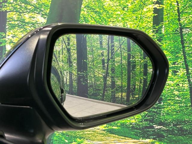 ヤリスクロス Ｘ　純正８型ナビ　バックカメラ　衝突軽減装置　レーダークルーズ　禁煙車　コーナーセンサー　レーンキープ　スマートキー　ＥＴＣ　オートハイビーム　車線逸脱警報　誤発進抑制機能　先行車発進告知　オートライト（45枚目）