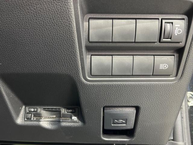 ヤリスクロス Ｘ　純正８型ナビ　バックカメラ　衝突軽減装置　レーダークルーズ　禁煙車　コーナーセンサー　レーンキープ　スマートキー　ＥＴＣ　オートハイビーム　車線逸脱警報　誤発進抑制機能　先行車発進告知　オートライト（47枚目）