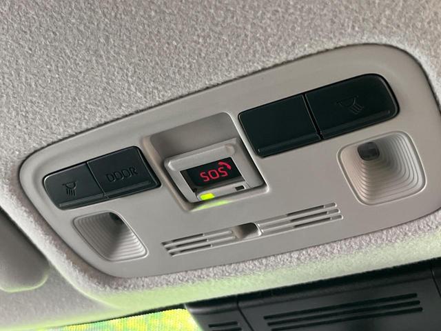 ヤリスクロス Ｘ　純正８型ナビ　バックカメラ　衝突軽減装置　レーダークルーズ　禁煙車　コーナーセンサー　レーンキープ　スマートキー　ＥＴＣ　オートハイビーム　車線逸脱警報　誤発進抑制機能　先行車発進告知　オートライト（56枚目）