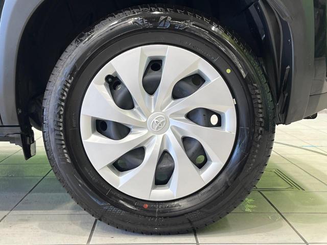 ヤリスクロス Ｘ　純正８型ナビ　バックカメラ　衝突軽減装置　レーダークルーズ　禁煙車　コーナーセンサー　レーンキープ　スマートキー　ＥＴＣ　オートハイビーム　車線逸脱警報　誤発進抑制機能　先行車発進告知　オートライト（57枚目）