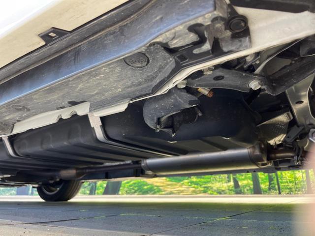 ヴォクシー ハイブリッドＳ－Ｚ　両側電動ドア　後席モニター　純正１０．５型ナビ　全周囲カメラ　衝突軽減装置　レーダークルーズ　禁煙車　電動リアゲート　ハーフレザーシート　コーナーセンサー　スマートキー　ＬＥＤヘッド　ＥＴＣ　フルセグ（22枚目）