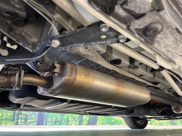 ヴォクシー ハイブリッドＳ－Ｚ　両側電動ドア　後席モニター　純正１０．５型ナビ　全周囲カメラ　衝突軽減装置　レーダークルーズ　禁煙車　電動リアゲート　ハーフレザーシート　コーナーセンサー　スマートキー　ＬＥＤヘッド　ＥＴＣ　フルセグ（23枚目）