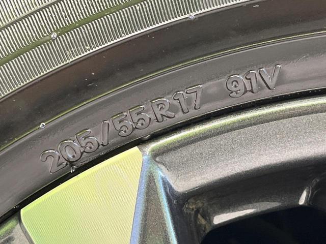 ヴォクシー ハイブリッドＳ－Ｚ　両側電動ドア　後席モニター　純正１０．５型ナビ　全周囲カメラ　衝突軽減装置　レーダークルーズ　禁煙車　電動リアゲート　ハーフレザーシート　コーナーセンサー　スマートキー　ＬＥＤヘッド　ＥＴＣ　フルセグ（26枚目）