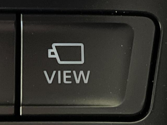 ヴォクシー ハイブリッドＳ－Ｚ　両側電動ドア　後席モニター　純正１０．５型ナビ　全周囲カメラ　衝突軽減装置　レーダークルーズ　禁煙車　電動リアゲート　ハーフレザーシート　コーナーセンサー　スマートキー　ＬＥＤヘッド　ＥＴＣ　フルセグ（41枚目）