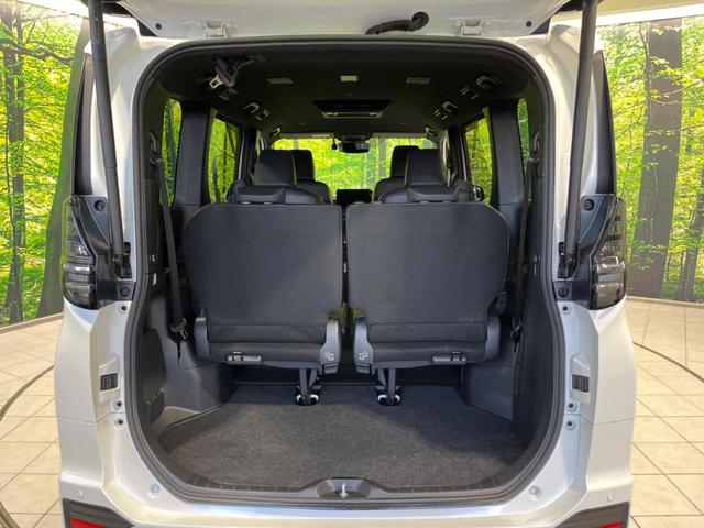 ヴォクシー ハイブリッドＳ－Ｚ　両側電動ドア　後席モニター　純正１０．５型ナビ　全周囲カメラ　衝突軽減装置　レーダークルーズ　禁煙車　電動リアゲート　ハーフレザーシート　コーナーセンサー　スマートキー　ＬＥＤヘッド　ＥＴＣ　フルセグ（70枚目）