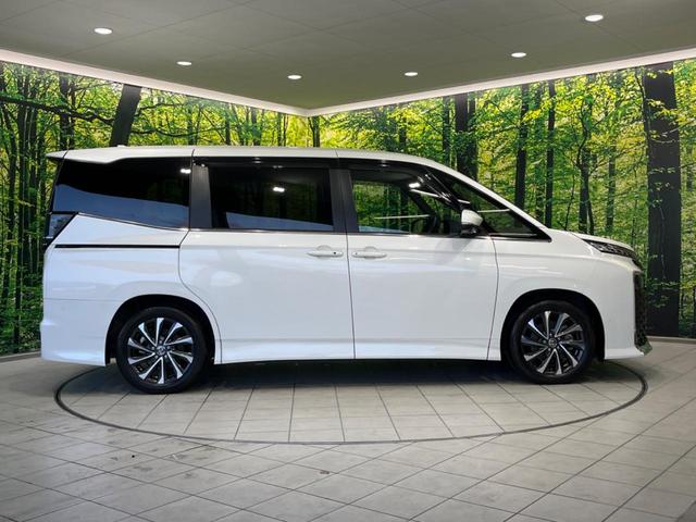 ヴォクシー ハイブリッドＳ－Ｚ　両側電動ドア　後席モニター　純正１０．５型ナビ　全周囲カメラ　衝突軽減装置　レーダークルーズ　禁煙車　電動リアゲート　ハーフレザーシート　コーナーセンサー　スマートキー　ＬＥＤヘッド　ＥＴＣ　フルセグ（79枚目）