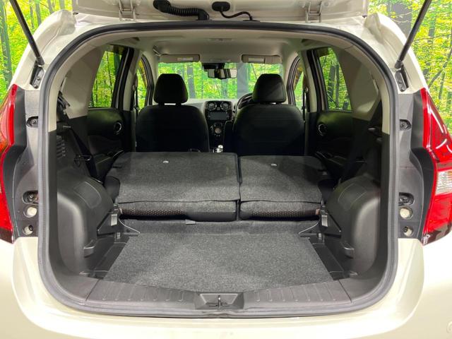 ノート ｅ－パワー　メダリスト　純正ナビ　バックカメラ　衝突軽減装置　レーダークルーズ　禁煙車　ハーフレザーシート　ドラレコ　コーナーセンサー　スマートキー　ＬＥＤヘッド　ＥＴＣ　デジタルインナーミラー　車線逸脱警報　誤発進抑制機能（10枚目）