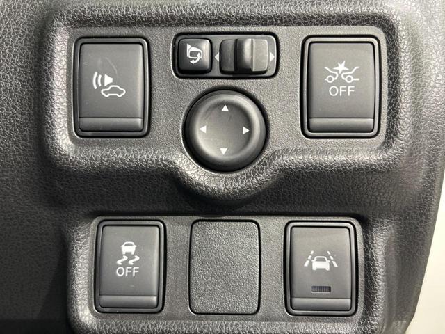 ノート ｅ－パワー　メダリスト　純正ナビ　バックカメラ　衝突軽減装置　レーダークルーズ　禁煙車　ハーフレザーシート　ドラレコ　コーナーセンサー　スマートキー　ＬＥＤヘッド　ＥＴＣ　デジタルインナーミラー　車線逸脱警報　誤発進抑制機能（35枚目）