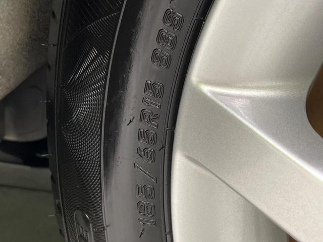 ノート ｅ－パワー　メダリスト　純正ナビ　バックカメラ　衝突軽減装置　レーダークルーズ　禁煙車　ハーフレザーシート　ドラレコ　コーナーセンサー　スマートキー　ＬＥＤヘッド　ＥＴＣ　デジタルインナーミラー　車線逸脱警報　誤発進抑制機能（47枚目）