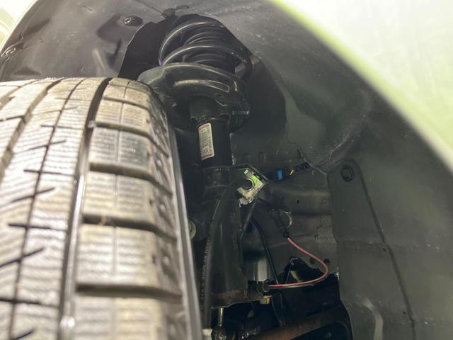 ノート Ｘ　純正９型ナビ　全周囲カメラ　衝突軽減装置　プロパイロット　禁煙車　シートヒーター　ドラレコ　コーナーセンサー　レーンキープ　ＬＥＤヘッド　ＥＴＣ　ステアリングヒーター　誤発進抑制機能　置くだけ充電（19枚目）