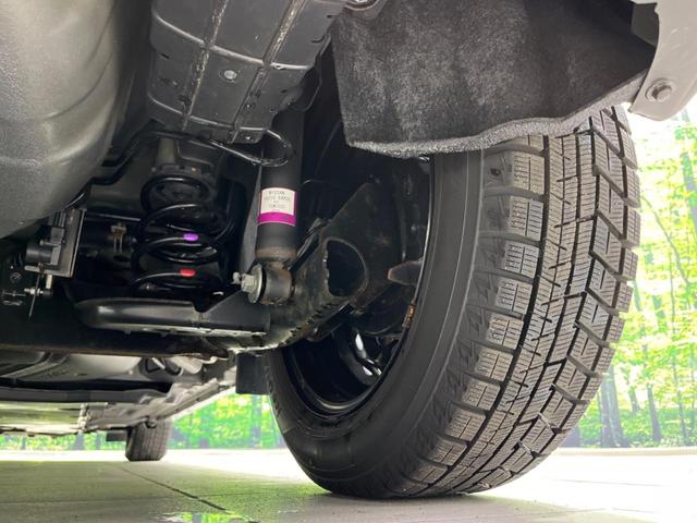 ノート Ｘ　純正９型ナビ　全周囲カメラ　衝突軽減装置　プロパイロット　禁煙車　シートヒーター　ドラレコ　コーナーセンサー　レーンキープ　ＬＥＤヘッド　ＥＴＣ　ステアリングヒーター　誤発進抑制機能　置くだけ充電（20枚目）