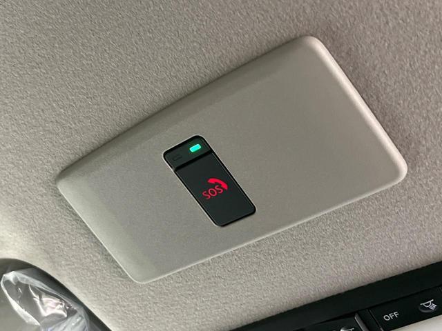 ノート Ｘ　純正９型ナビ　全周囲カメラ　衝突軽減装置　プロパイロット　禁煙車　シートヒーター　ドラレコ　コーナーセンサー　レーンキープ　ＬＥＤヘッド　ＥＴＣ　ステアリングヒーター　誤発進抑制機能　置くだけ充電（45枚目）