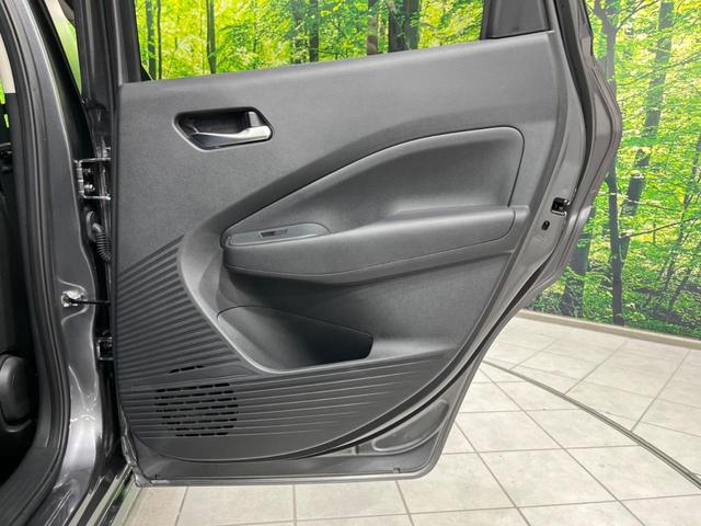 ノート Ｘ　純正９型ナビ　全周囲カメラ　衝突軽減装置　プロパイロット　禁煙車　シートヒーター　ドラレコ　コーナーセンサー　レーンキープ　ＬＥＤヘッド　ＥＴＣ　ステアリングヒーター　誤発進抑制機能　置くだけ充電（57枚目）