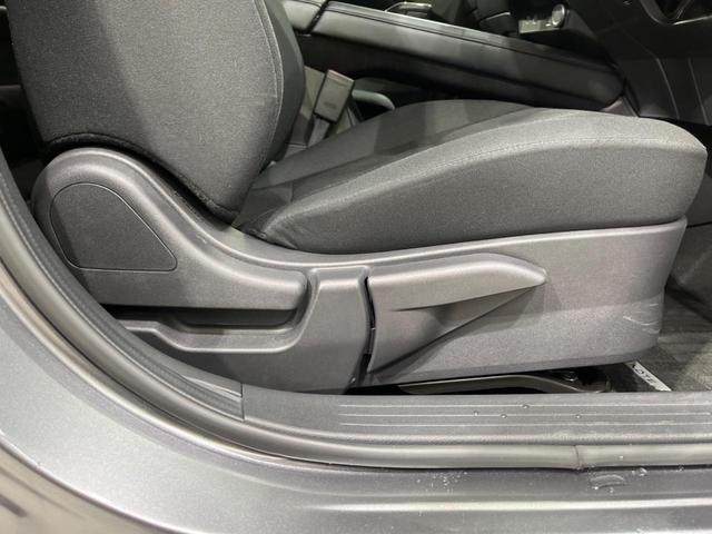 ノート Ｘ　純正９型ナビ　全周囲カメラ　衝突軽減装置　プロパイロット　禁煙車　シートヒーター　ドラレコ　コーナーセンサー　レーンキープ　ＬＥＤヘッド　ＥＴＣ　ステアリングヒーター　誤発進抑制機能　置くだけ充電（59枚目）