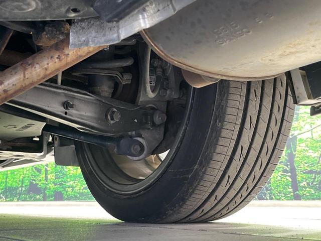 お車を安心してお乗りいただく為には、足回りの定期点検が欠かせません。サービスサポート（有償保証）では無料点検もご提供しており、安心のカーライフをお過ごしいただけるサポート体制が整っています。