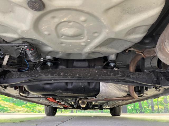 アクア Ｇ　純正ナビ　バックカメラ　ＡＣ１００Ｖ電源　衝突軽減装置　レーダークルーズ　禁煙車　ドラレコ　コーナーセンサー　スマートキー　ＬＥＤヘッド　ＥＴＣ　オートハイビーム　オートエアコン　革巻きハンドル（19枚目）