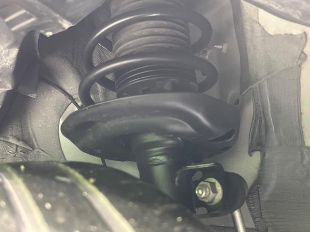 アクア Ｇ　純正ナビ　バックカメラ　ＡＣ１００Ｖ電源　衝突軽減装置　レーダークルーズ　禁煙車　ドラレコ　コーナーセンサー　スマートキー　ＬＥＤヘッド　ＥＴＣ　オートハイビーム　オートエアコン　革巻きハンドル（20枚目）