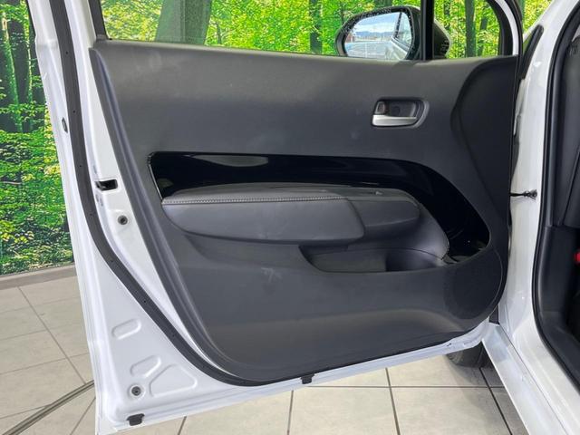 アクア Ｇ　純正ナビ　バックカメラ　ＡＣ１００Ｖ電源　衝突軽減装置　レーダークルーズ　禁煙車　ドラレコ　コーナーセンサー　スマートキー　ＬＥＤヘッド　ＥＴＣ　オートハイビーム　オートエアコン　革巻きハンドル（44枚目）