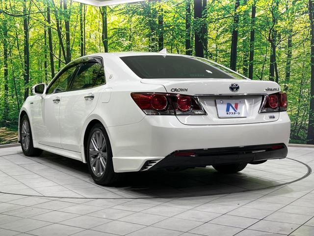 クラウンハイブリッド アスリートＧ　純正８型ナビ　バックカメラ　衝突軽減装置　禁煙車　黒革シート　パワーシート　シートベンチレーション　スマートキー　ＬＥＤヘッド　ＥＴＣ　オートハイビーム　オートライト　デュアルオートエアコン　フルセグ（70枚目）