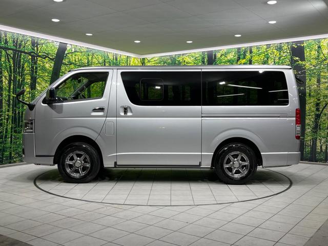 ハイエースバン ロングスーパーGL 4WD ターボ ディーゼル 純正ナビ 衝突軽減装置 禁煙車 コーナーセンサー スマートキー LEDヘッド&フォグ ETC2.0 オートハイビーム オートエアコン Bluetooth CD AUX再生(60枚目)