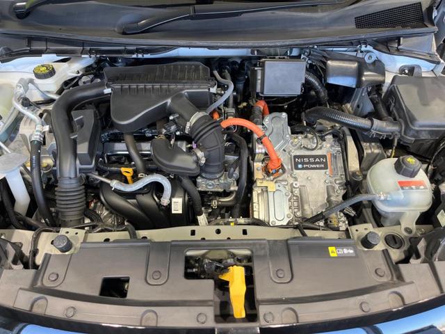 オーラ G レザーエディション 純正9型ナビ 全周囲カメラ BOSEサウンド 寒冷地仕様 衝突軽減装置 プロパイロット 禁煙車 黒レザーシート シートヒーター 前後ドラレコ コーナーセンサー スマートキー LEDヘッド ETC2.0(18枚目)